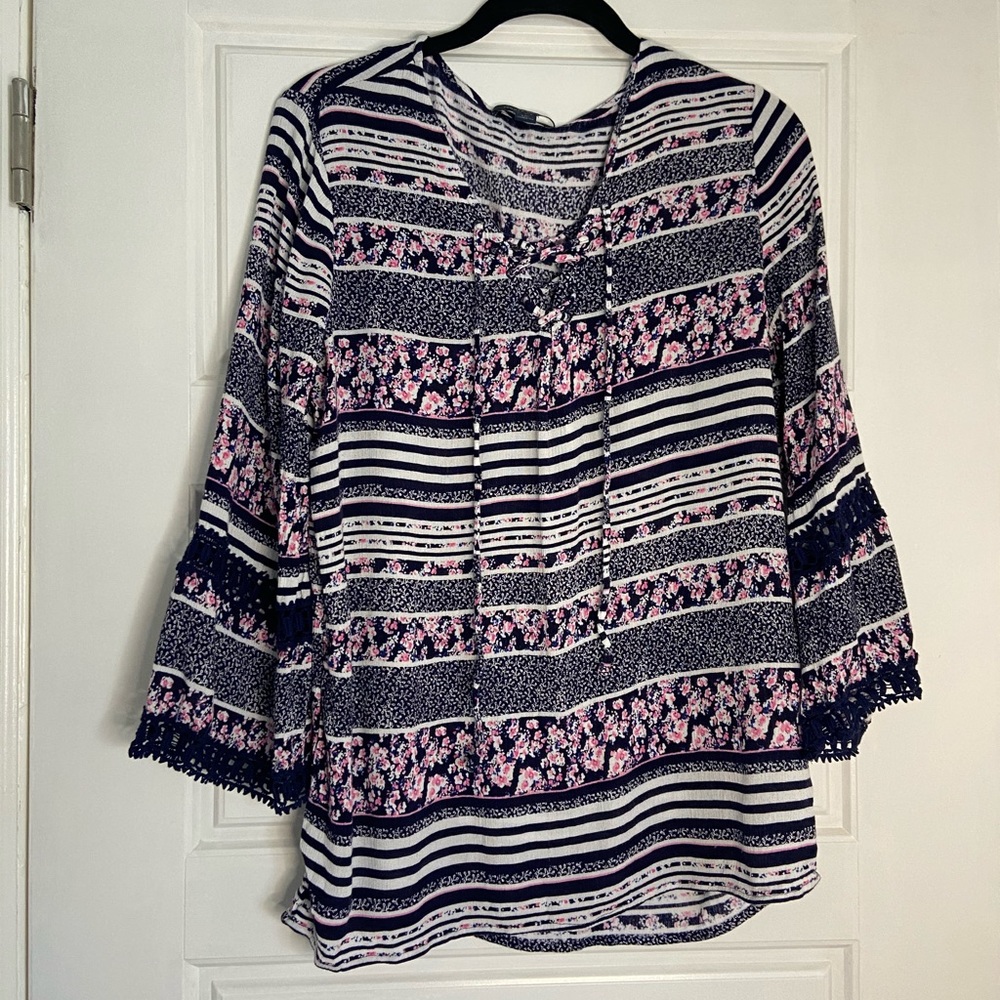 COPY - 🌻 3 for $20 🌻 Tommy Hilfiger Top